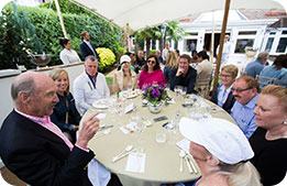 Marriott Bonvoy cardmembers enjoy lunch with tennis legend Stan Smith