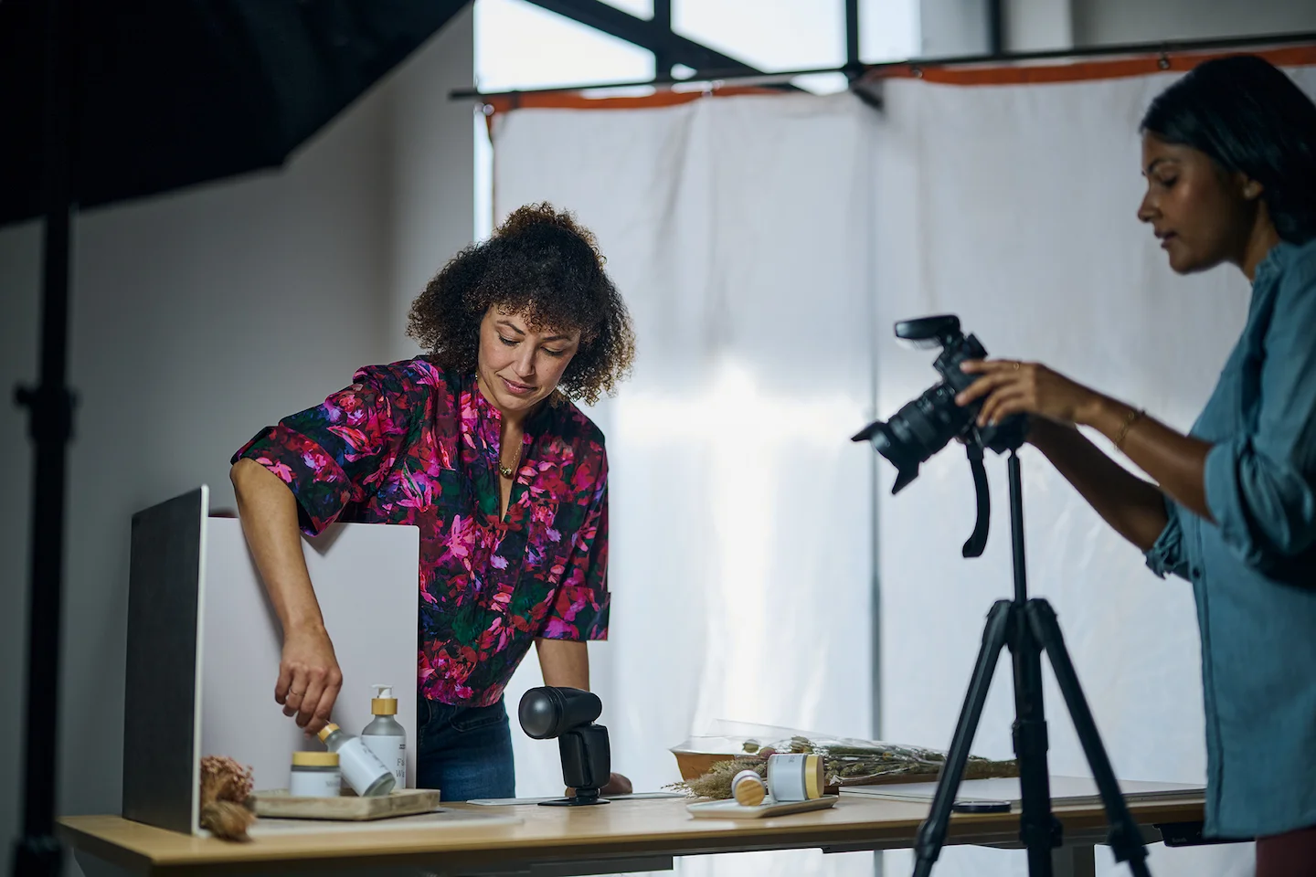 Woman looking at a BOXFOX