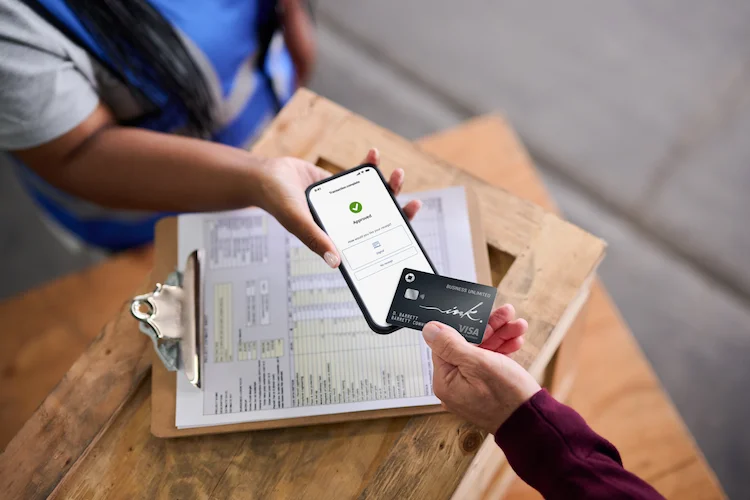 Tapping to pay with Cash Card