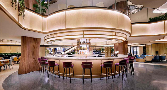 Circular upperclass bar at a lounge