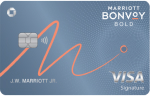 MARRIOTT BONVOY BOLD Credit Card. Contactless icon. VISA Signature.