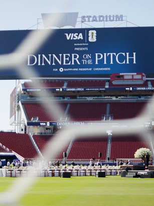 Dinner on the pitch @chasesapphire TikTok post