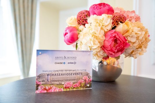 Floral centerpiece and welcome card