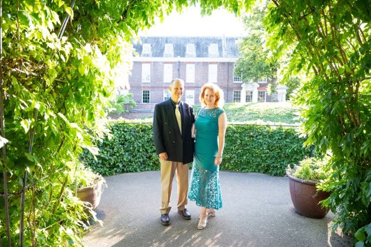 Photo opportunity in palace gardens