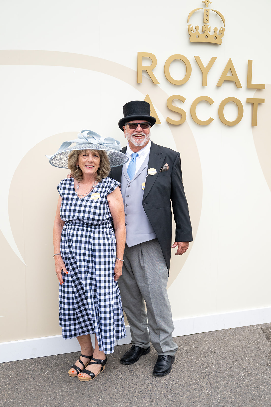 Checkered dress before Ascot backdrop